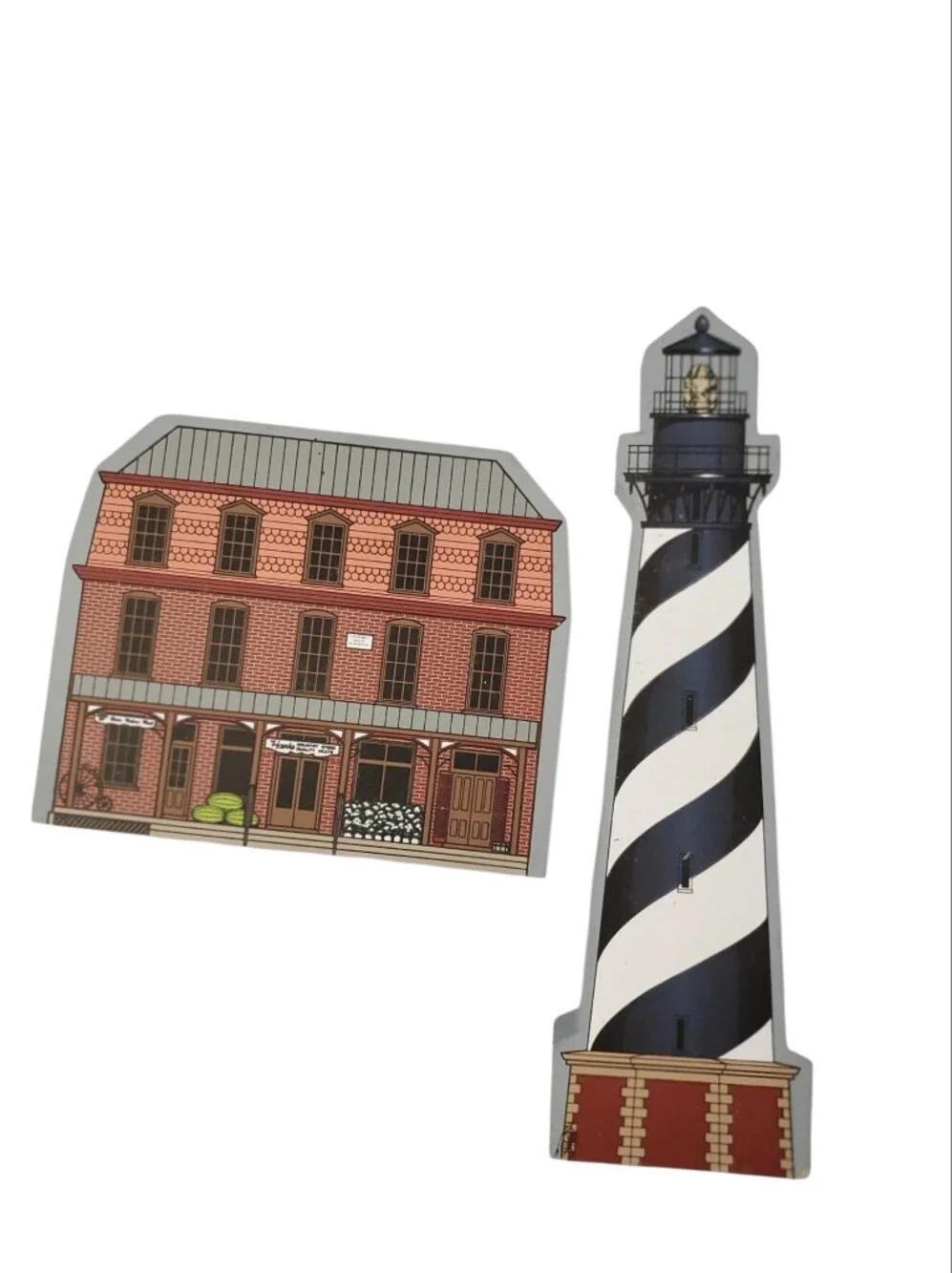 Hometowne Collectibles Cape Hatteras Lighthouse And Hank's Market Tulluis 1995